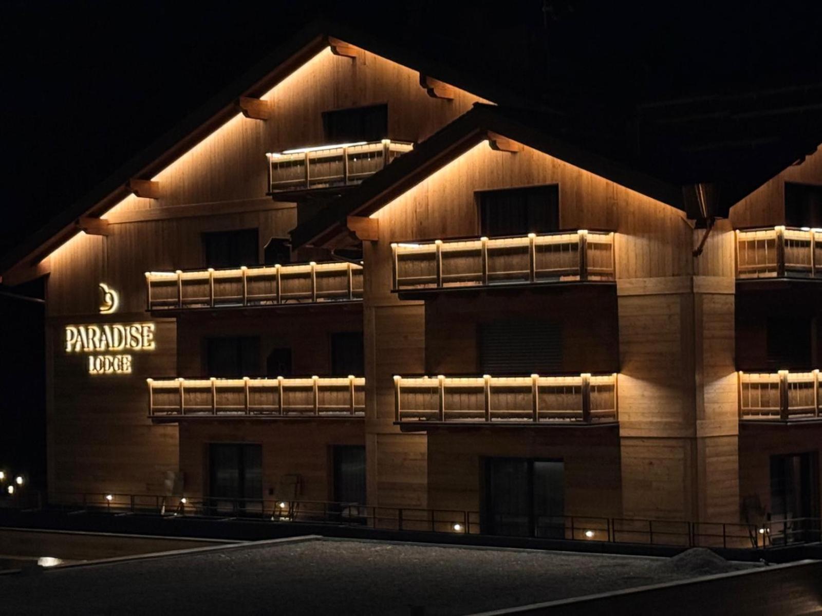Paradiso 4*